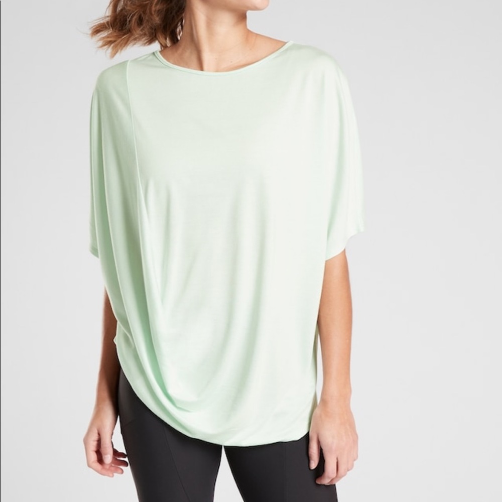 Athleta top / athleisure